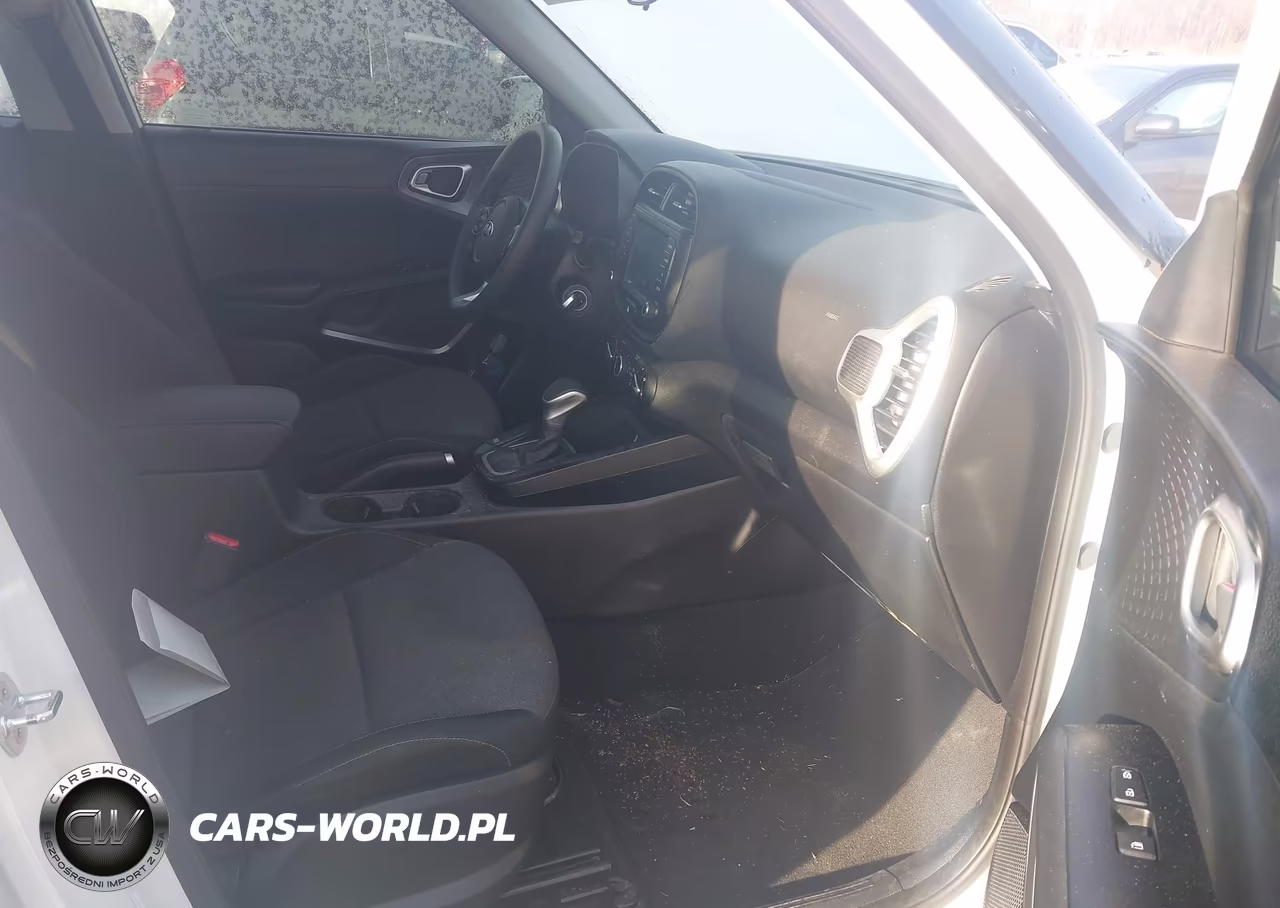 2020 Kia Soul S VIN:KNDJ23AU1L7735678 - 5