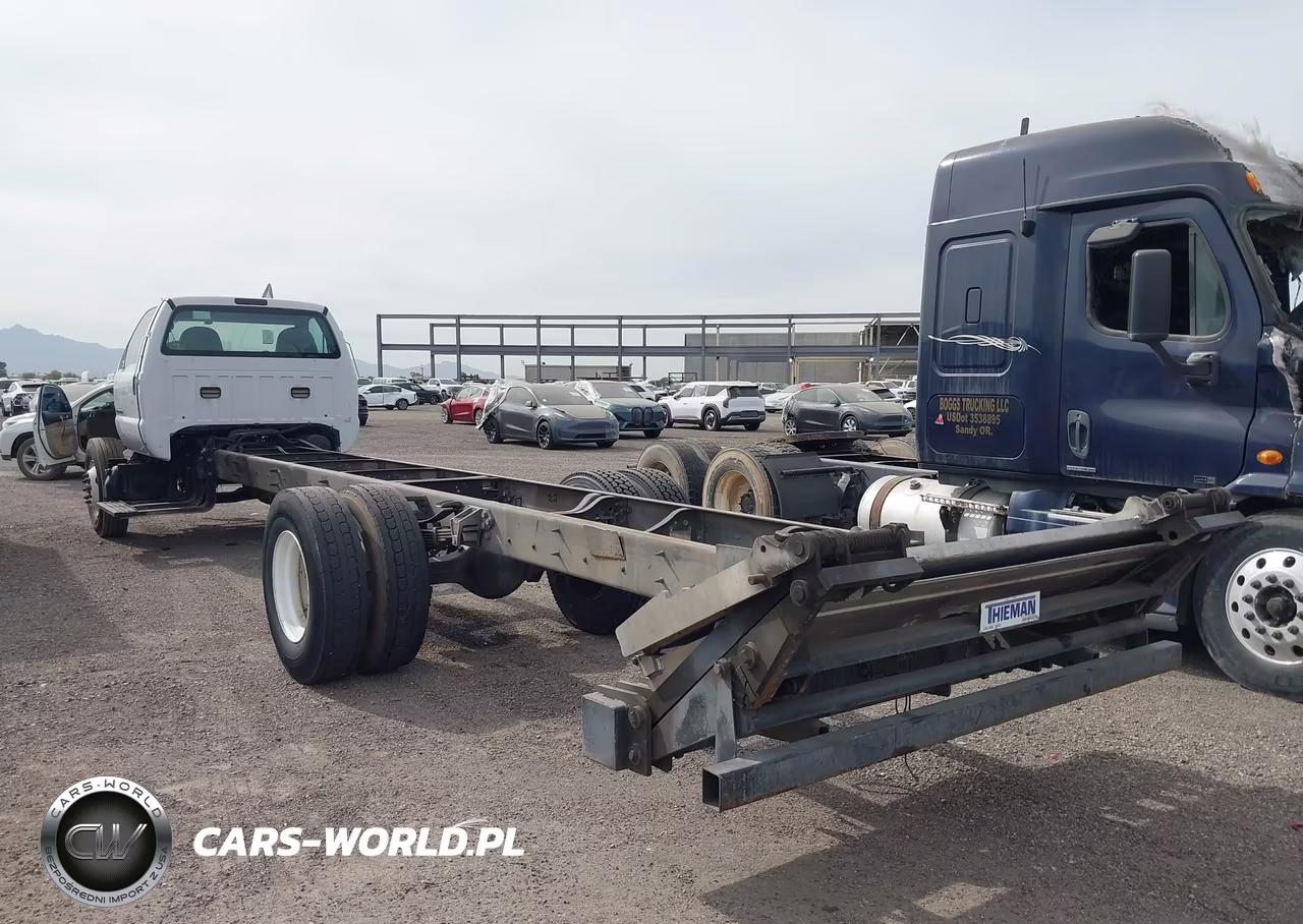 2017 Ford F-650 Diesel VIN:1FDWF6DC1HDB03590 - 3