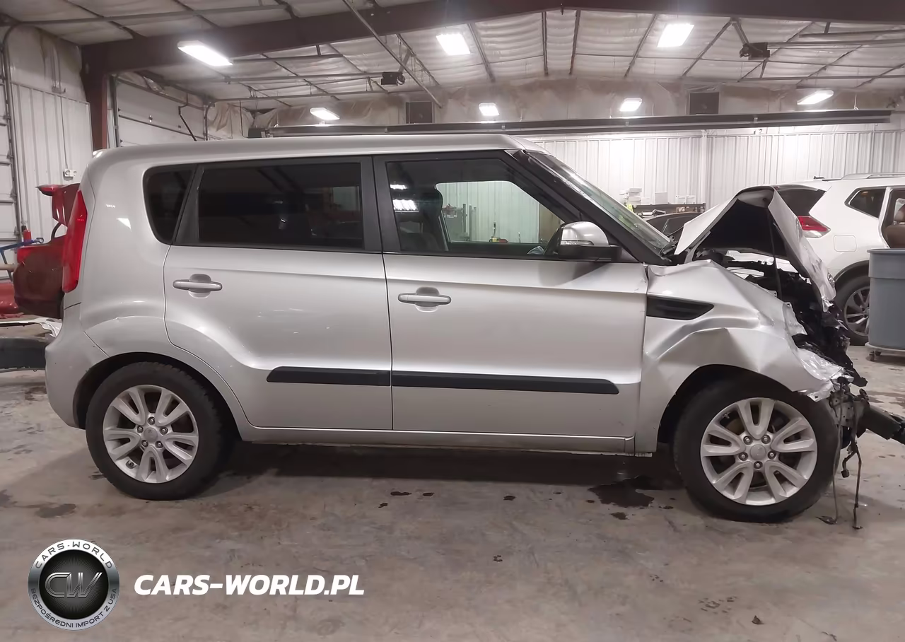 2012 Kia Soul + VIN:KNDJT2A64C7363651 - 14