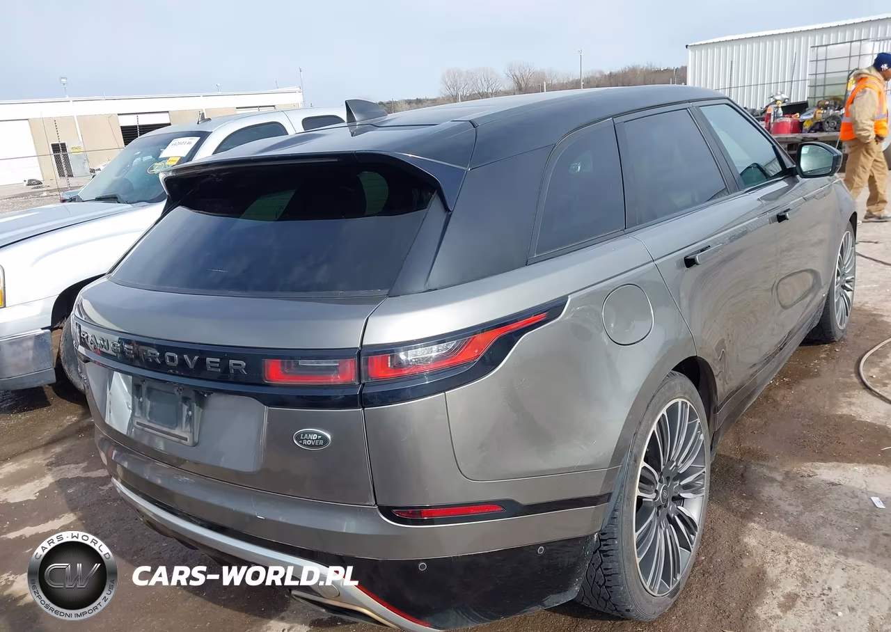 2018 Land Rover Range Rover Velar P380 First Edition-P380 Hse R-Dynamic VIN:SALYM2RV7JA755846 - 4