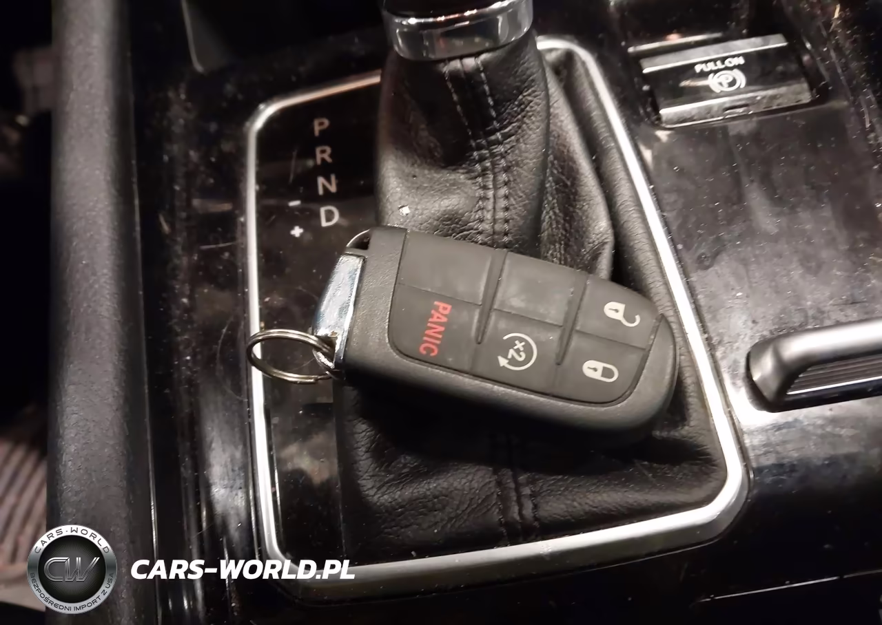2025 Jeep Compass Limited 4X4 VIN:3C4NJDCN4ST504767 - 11