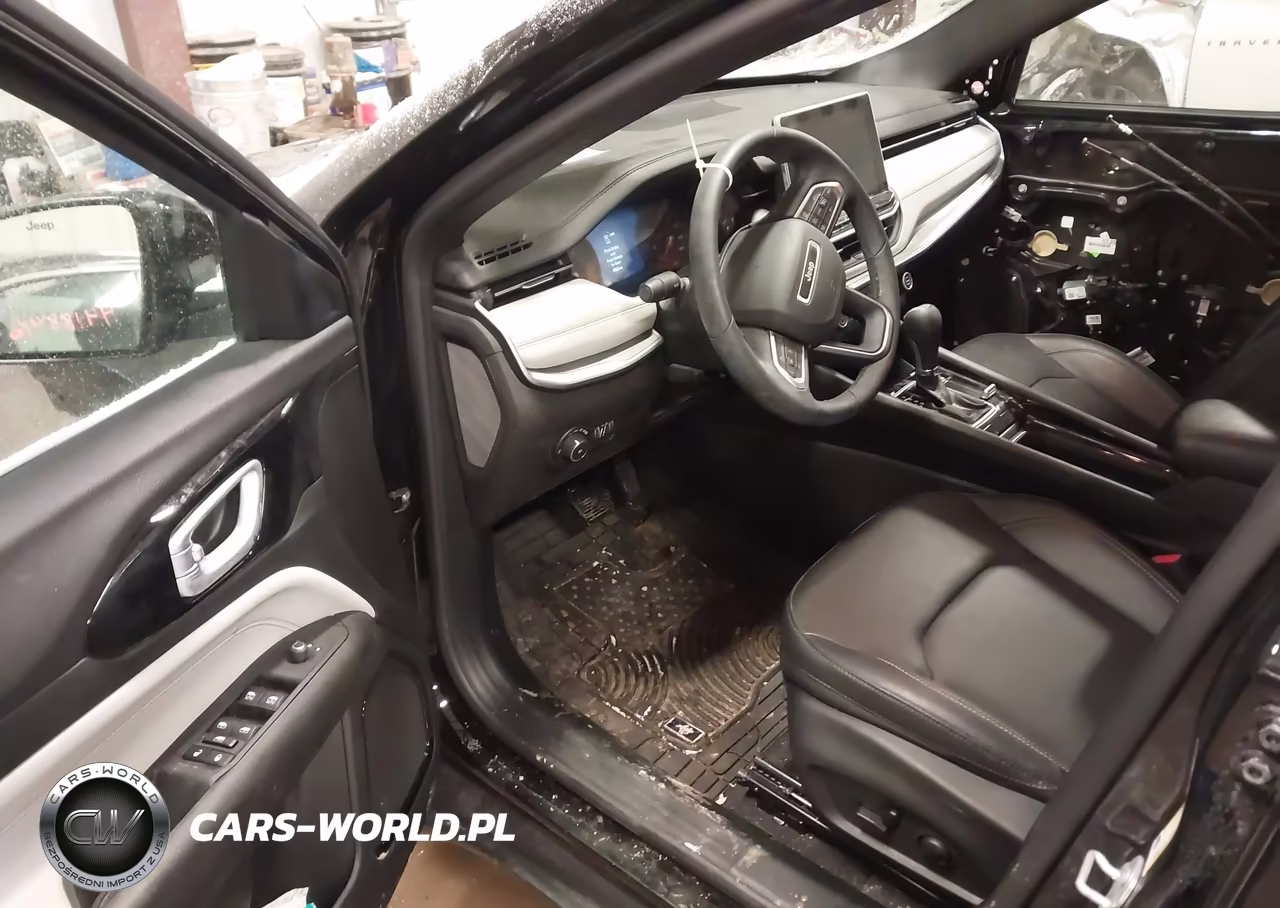 2025 Jeep Compass Limited 4X4 VIN:3C4NJDCN4ST504767 - 5