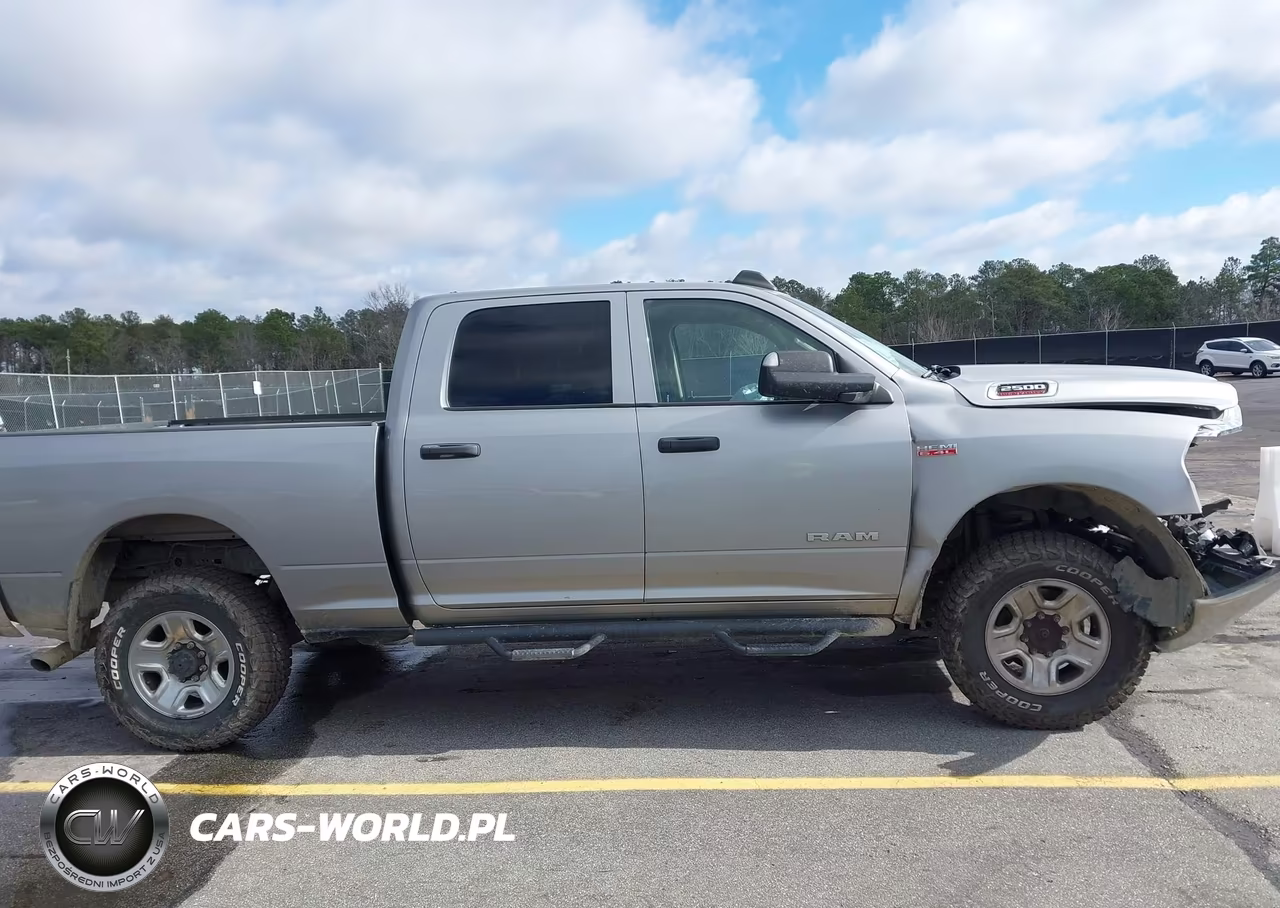 2019 Ram 2500 Tradesman 4X4 6'4 Box VIN:3C6UR5CJ0KG691030 - 13