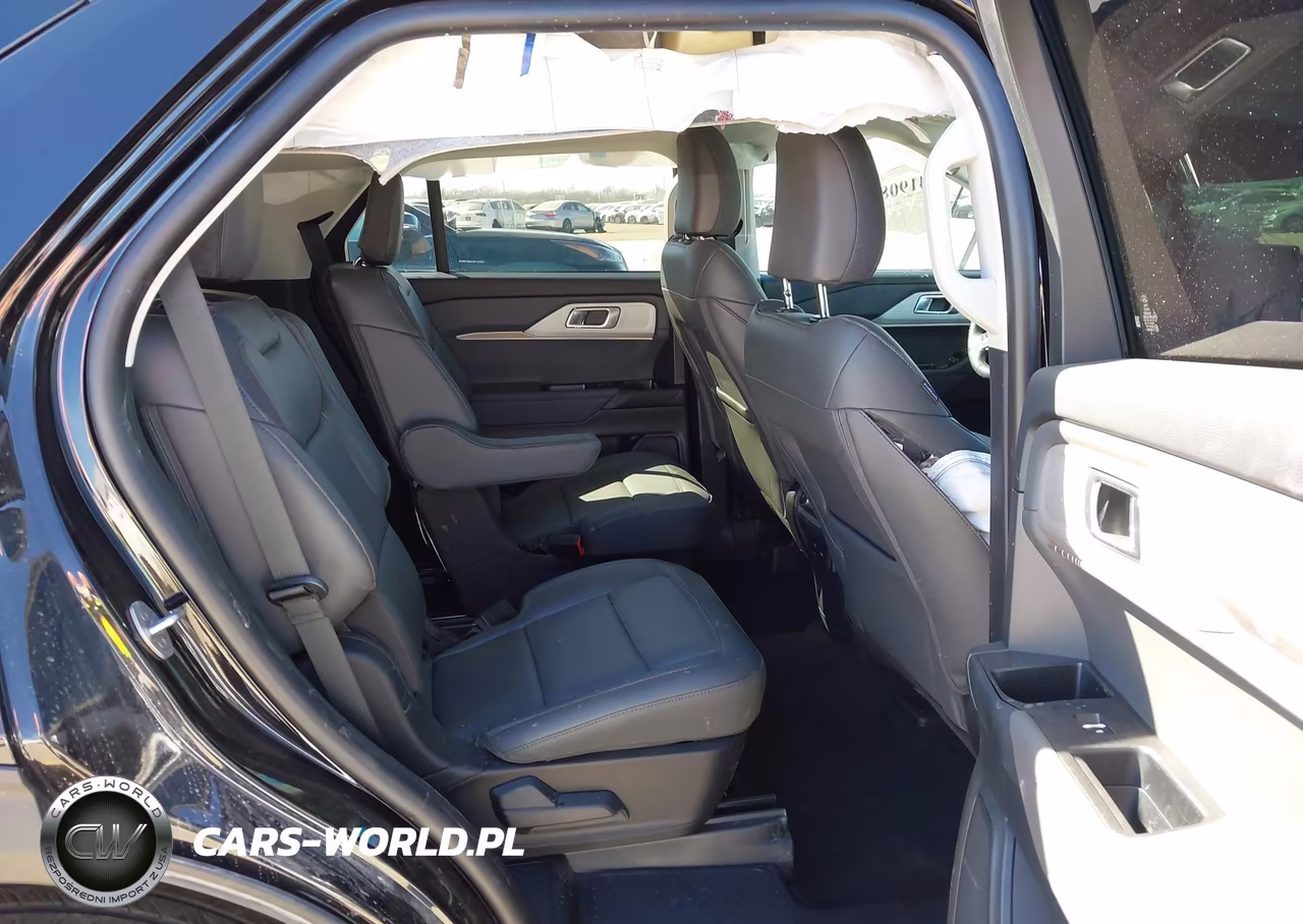 2025 Ford Explorer Active VIN:1FMUK7DHXSGC59816 - 8