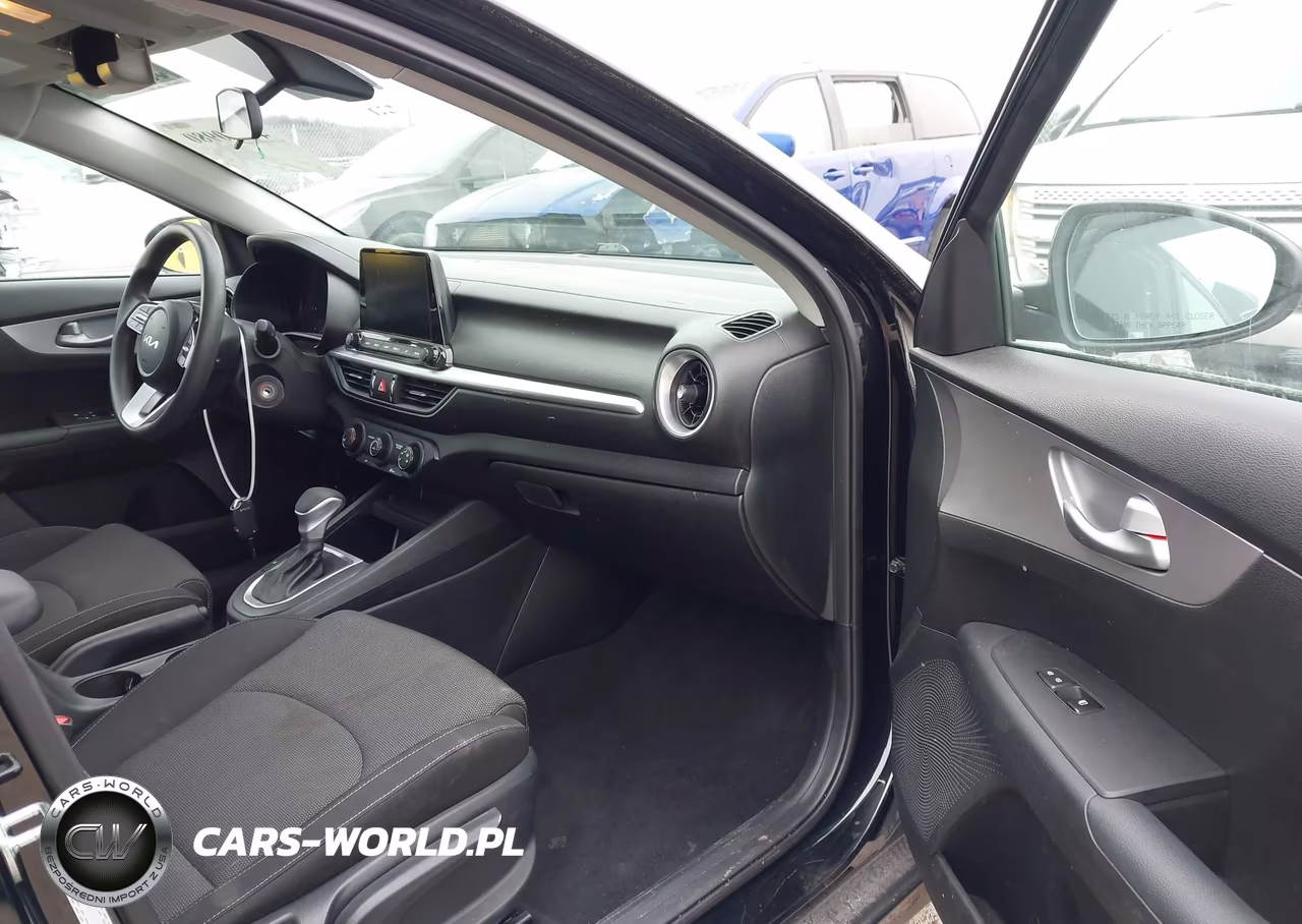 2024 Kia Forte Lx VIN:3KPF24AD1RE696871 - 5