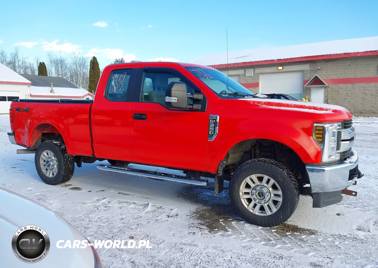2018 Ford F-250 Xl VIN:1FT7X2B64JEC85586 - 13