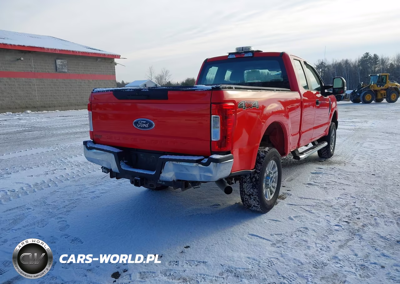 2018 Ford F-250 Xl VIN:1FT7X2B64JEC85586 - 4