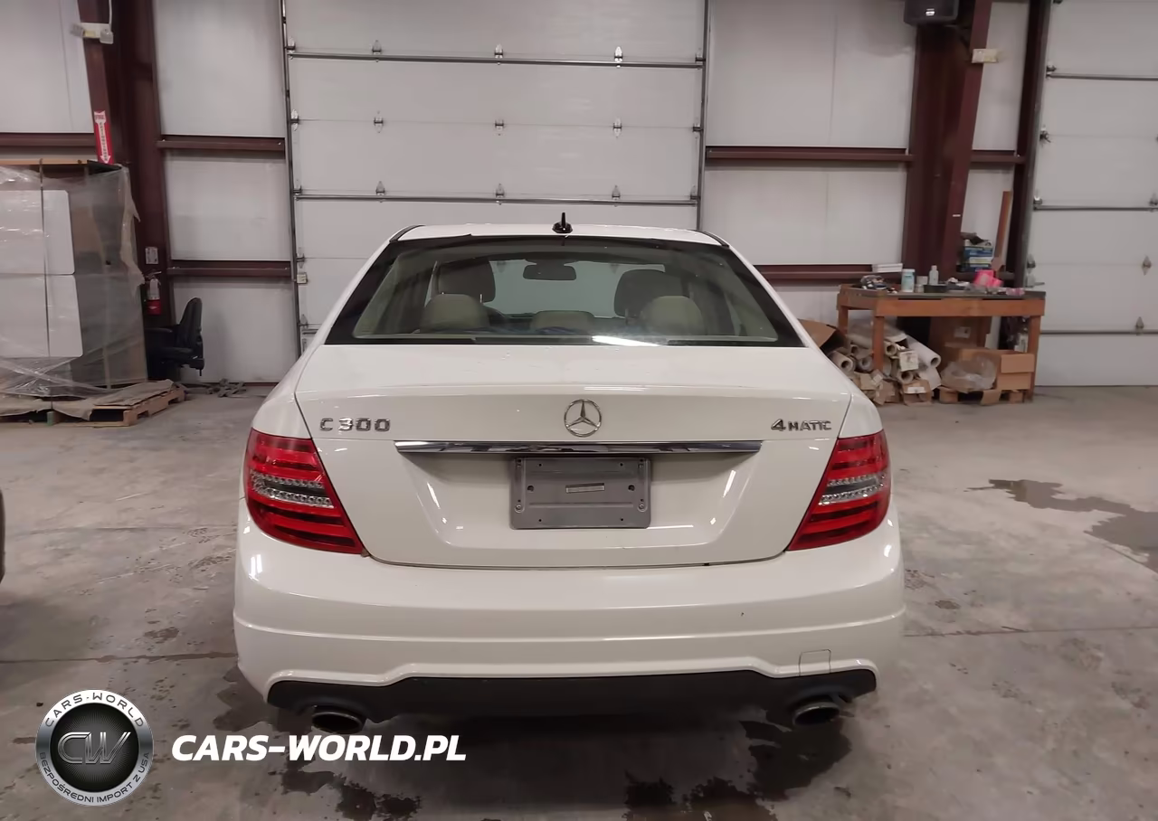 2012 Mercedes-Benz C 300 Sport 4Matic VIN:WDDGF8BB8CR211446 - 16