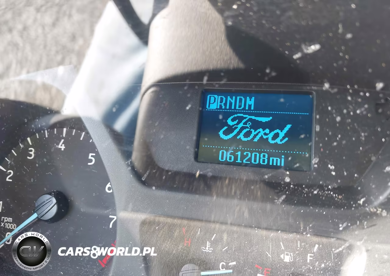 2019 Ford Transit-250 VIN:1FTYR1YM3KKB20274 - 16
