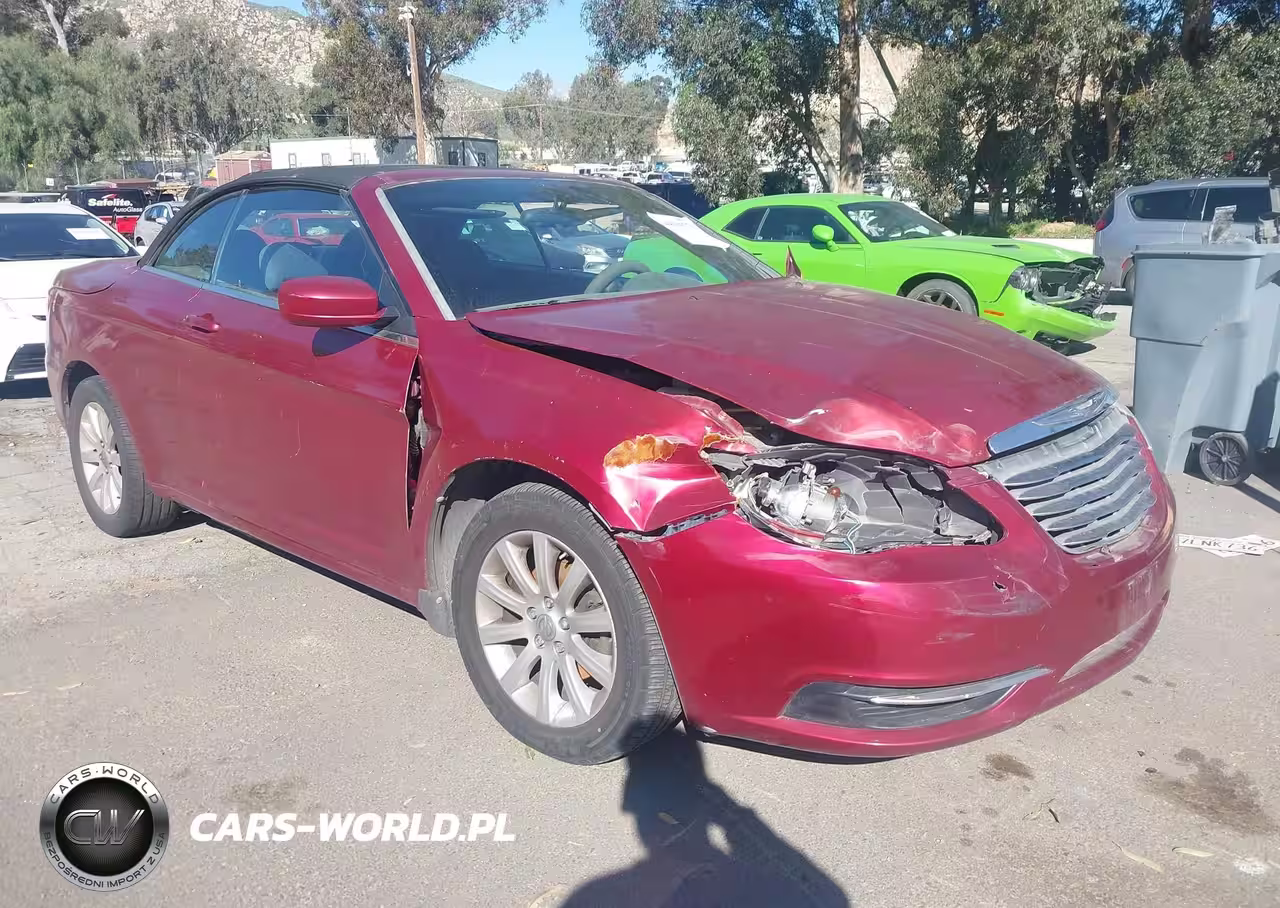 2013 Chrysler 200 Touring
