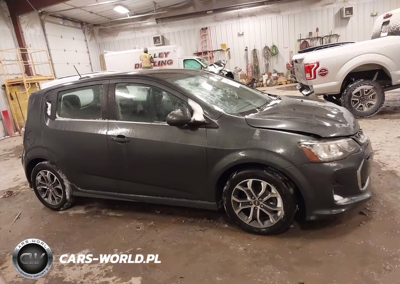 2017 Chevrolet Sonic Lt Auto VIN:1G1JD6SH8H4138798 - 13