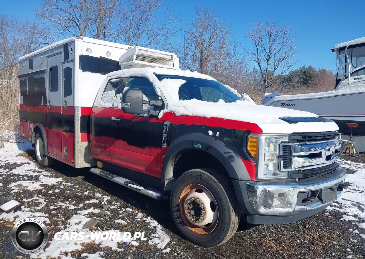 2017 Ford F-550 Chassis Xlt