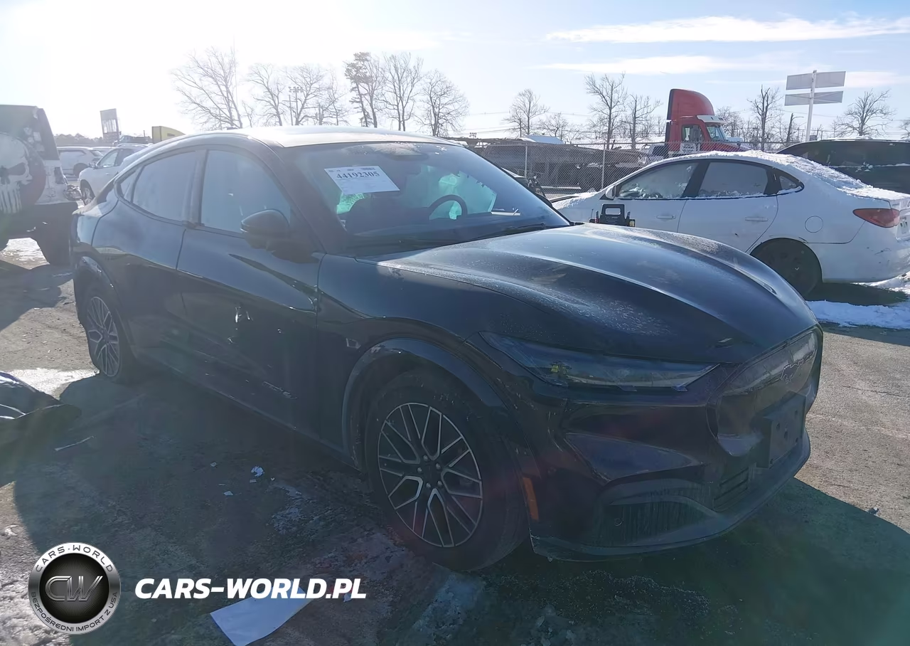 2024 Ford Mustang Mach-E Premium – zdjęcie 1 z 15