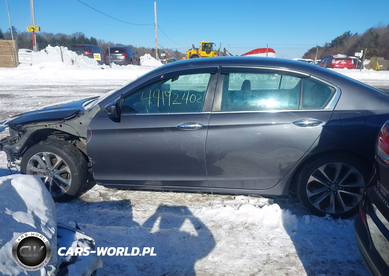 2013 Honda Accord Sport VIN:1HGCR2F53DA224477 - 14