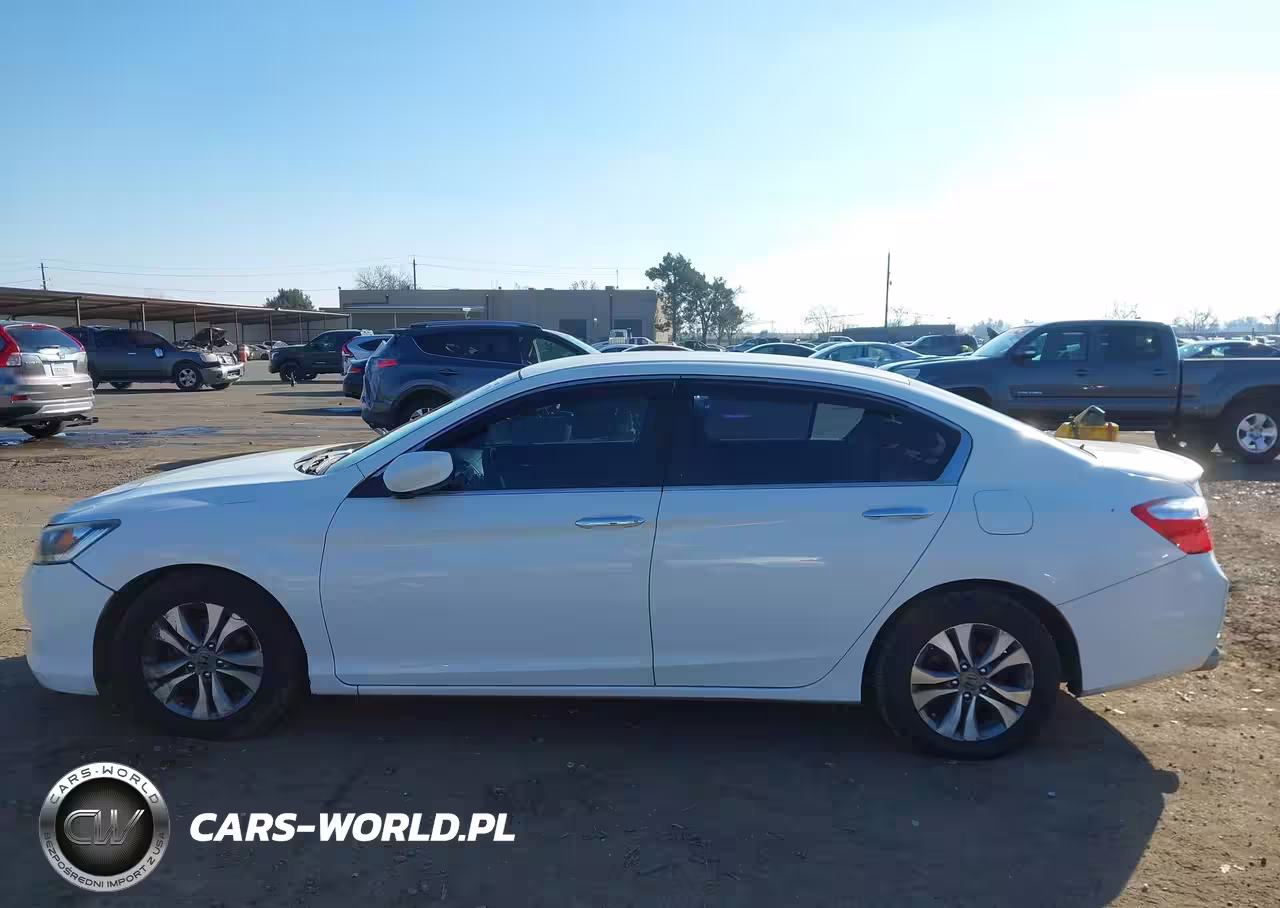 2015 Honda Accord Lx VIN:1HGCR2F30FA055715 - 14