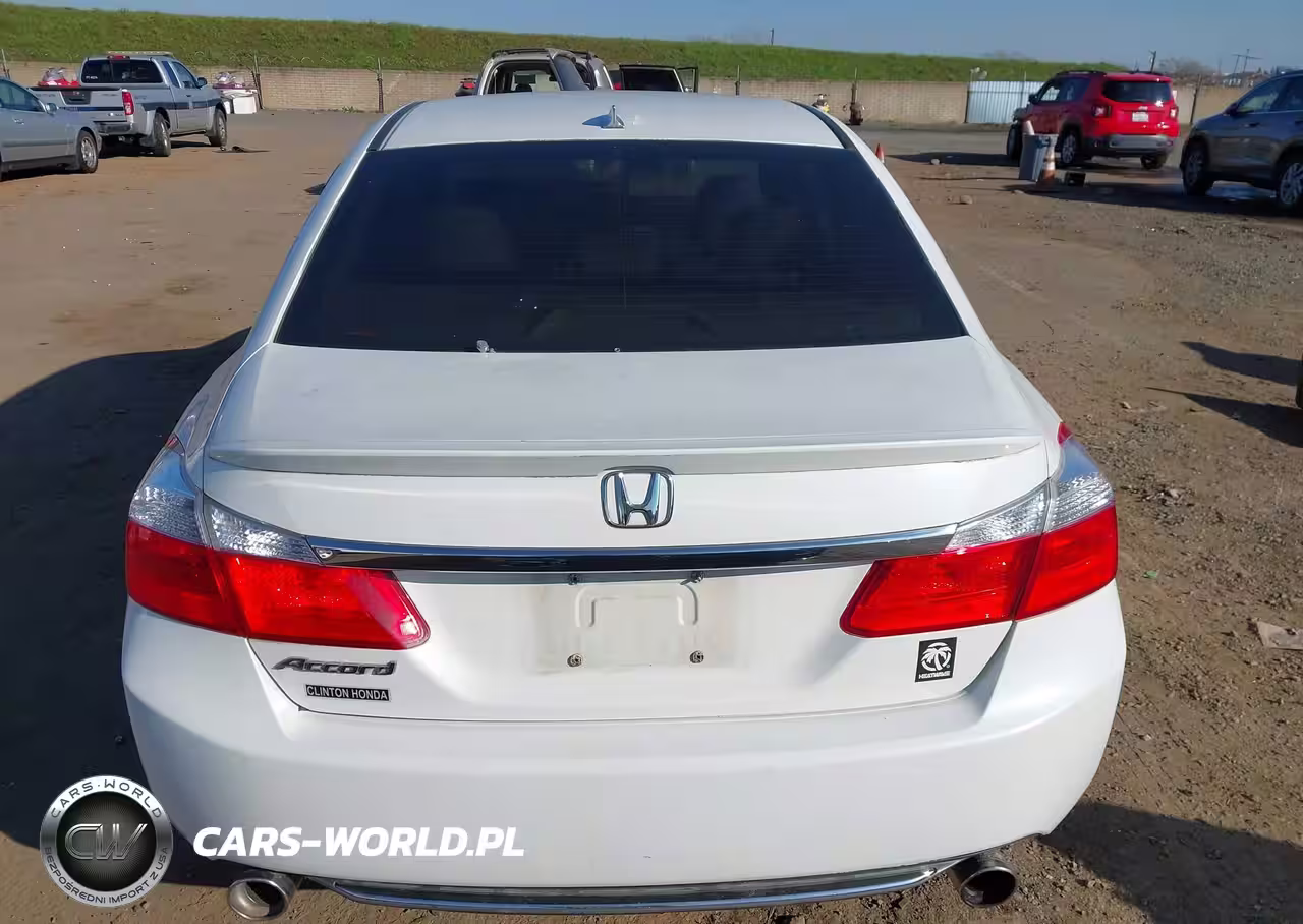 2015 Honda Accord Lx VIN:1HGCR2F30FA055715 - 16