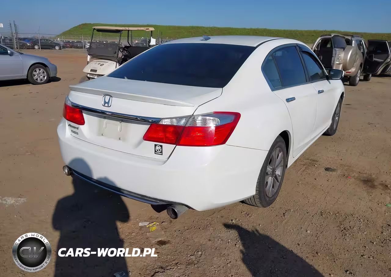 2015 Honda Accord Lx VIN:1HGCR2F30FA055715 - 4
