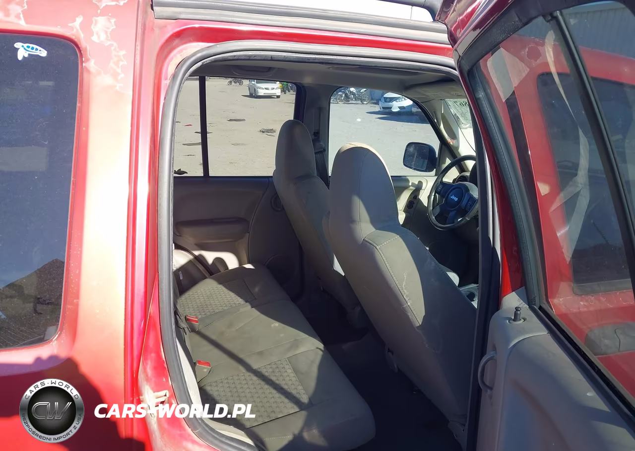 2006 Jeep Liberty Sport VIN:1J4GK48K36W113799 - 8