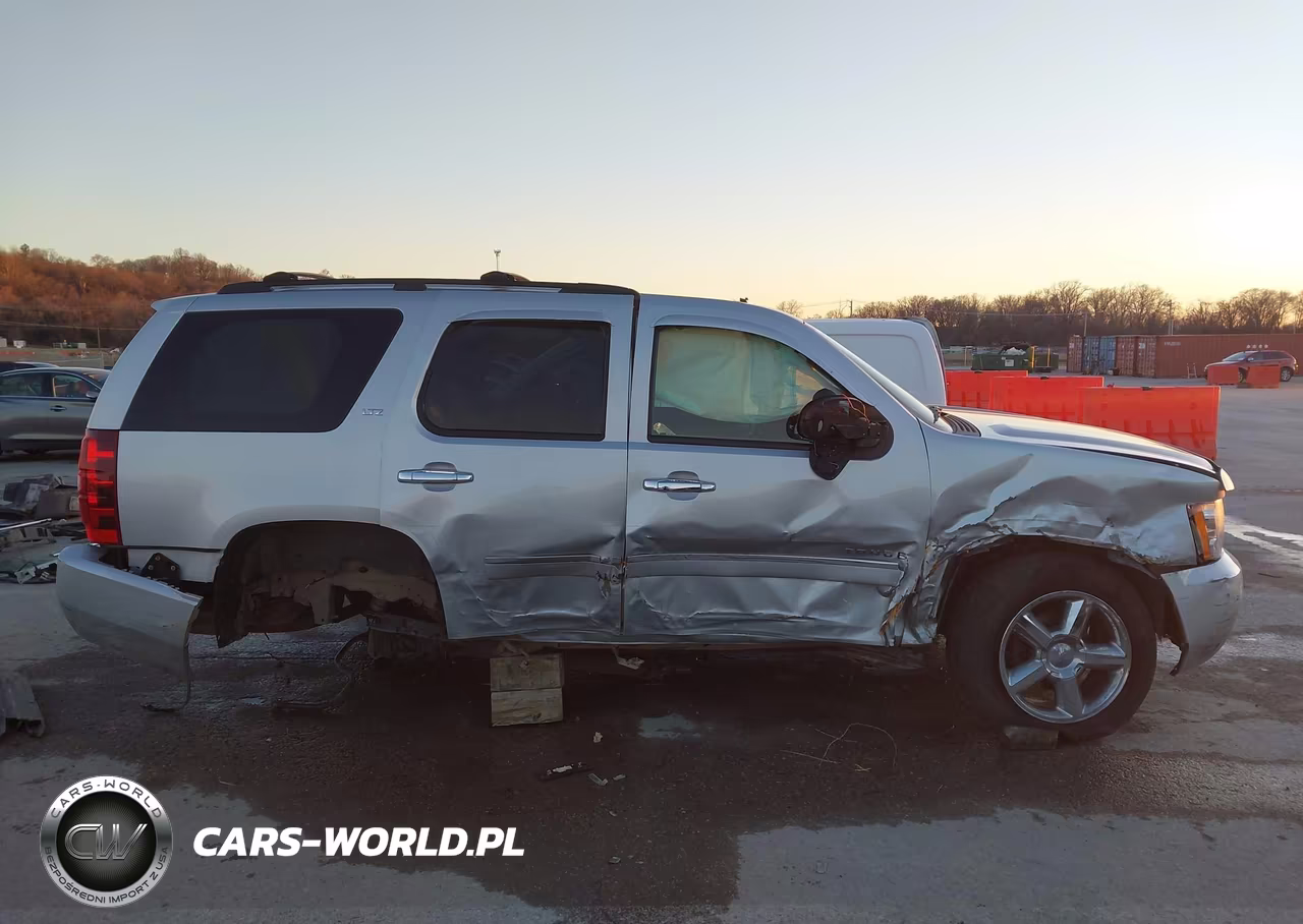 2012 Chevrolet Tahoe Ltz VIN:1GNSKCE00CR161520 - 12