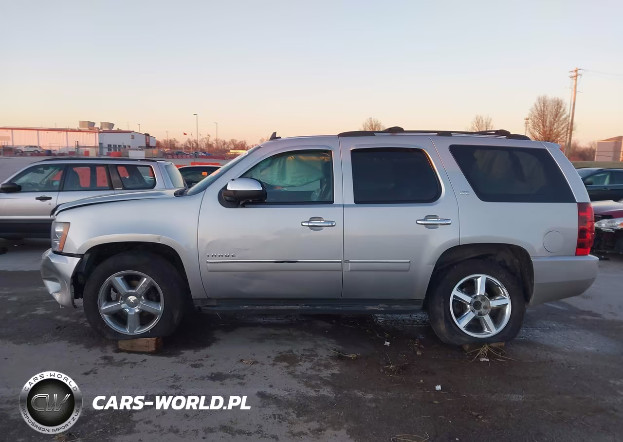 2012 Chevrolet Tahoe Ltz VIN:1GNSKCE00CR161520 - 13