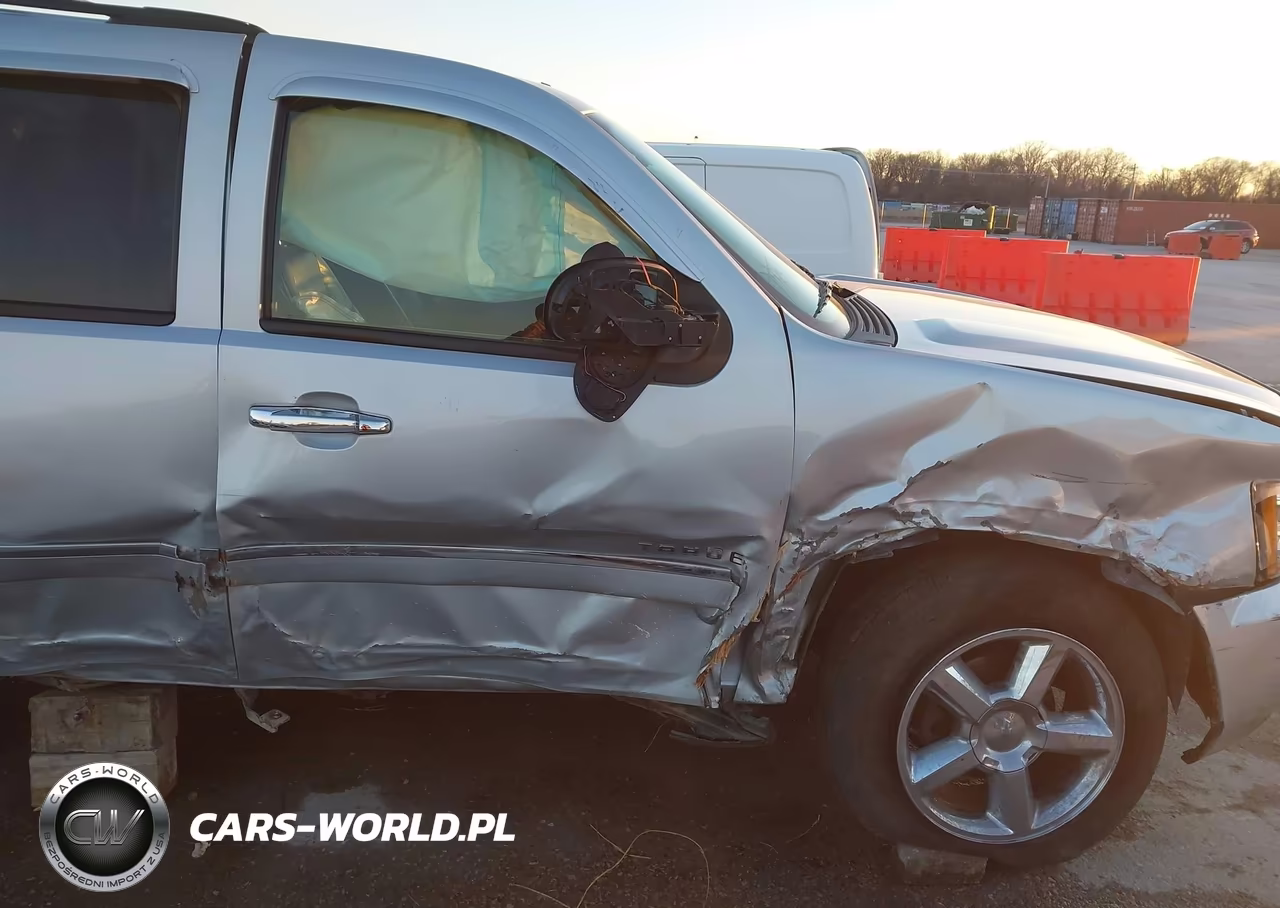 2012 Chevrolet Tahoe Ltz VIN:1GNSKCE00CR161520 - 6