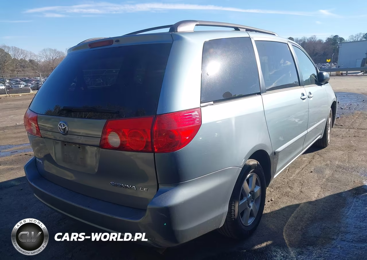 2009 Toyota Sienna Le VIN:5TDZK23C89S232312 - 4