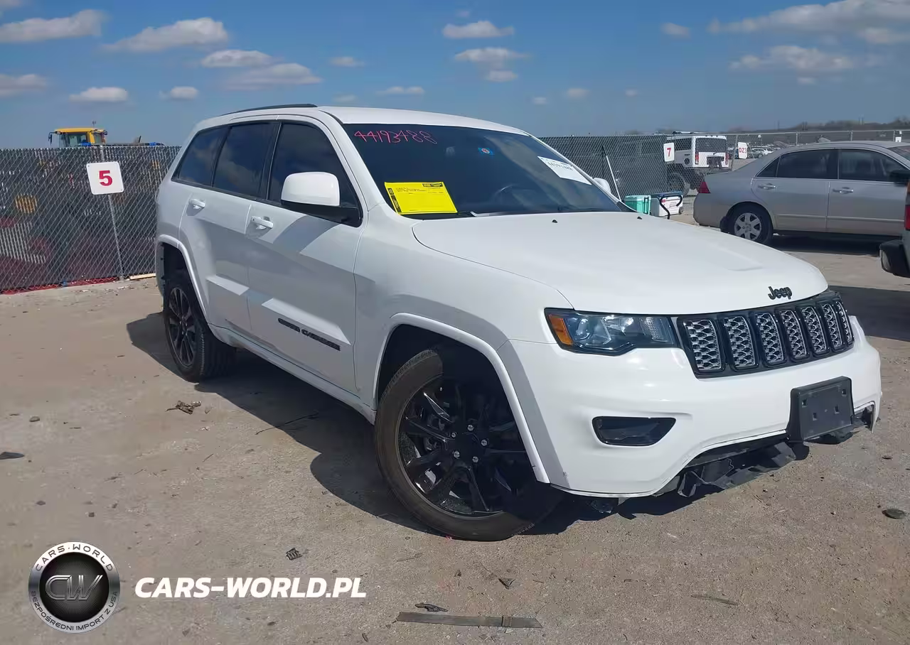 2021 Jeep Grand Cherokee Laredo X 4X4