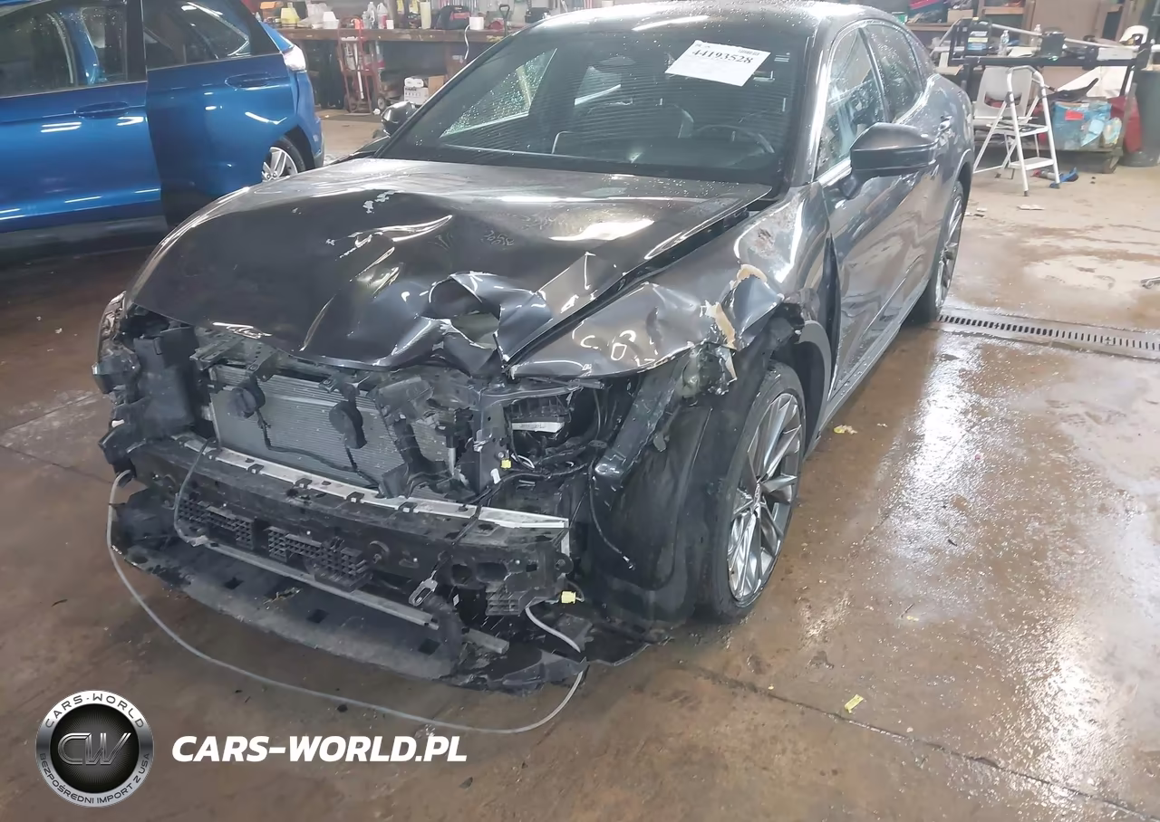 2024 Toyota Crown Limited VIN:JTDAAAAFXR3020889 - 6