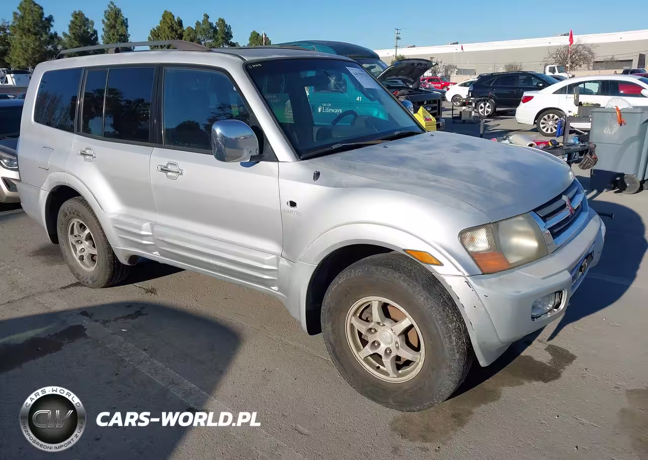 2001 Mitsubishi Montero Limited