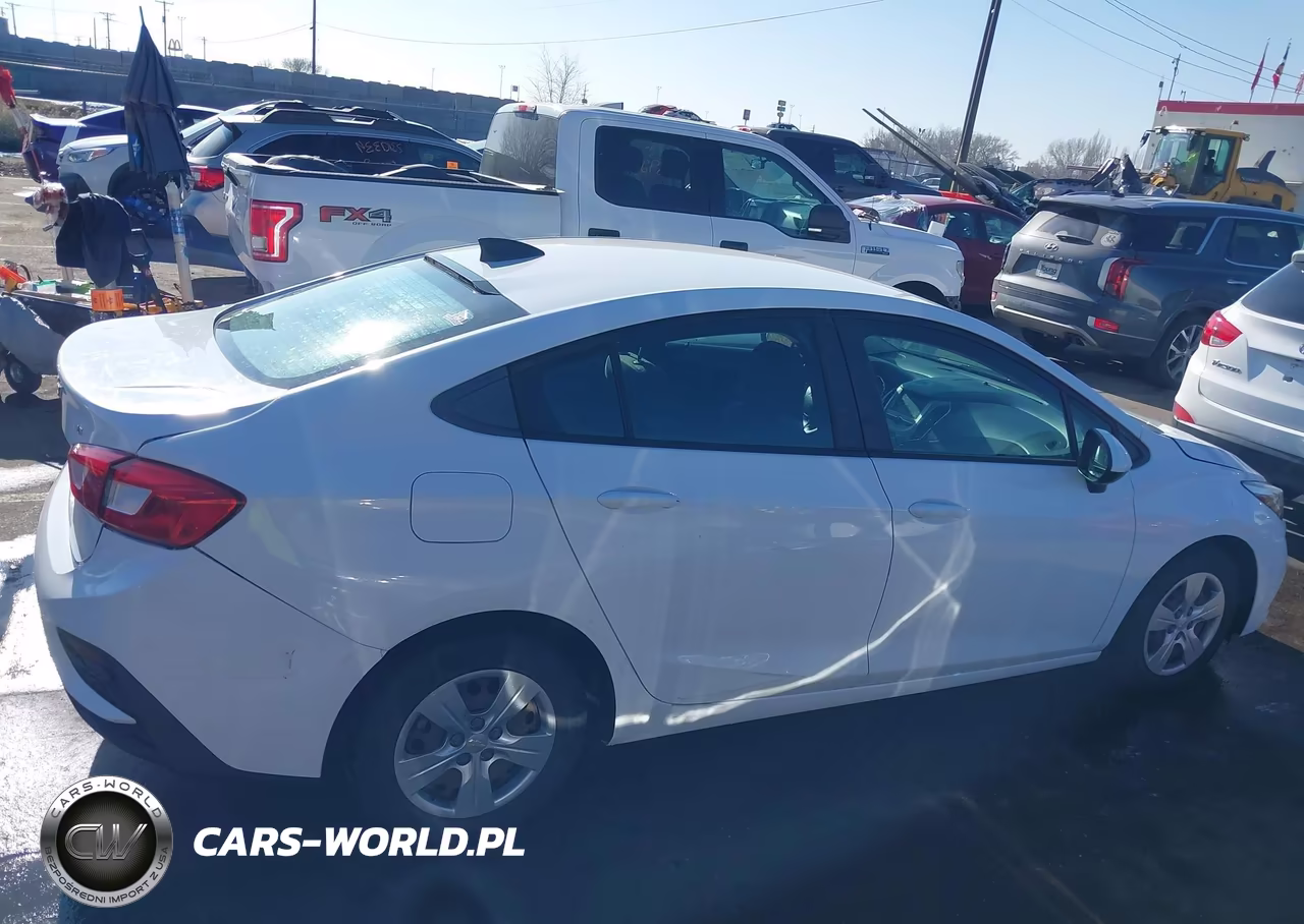 2018 Chevrolet Cruze Ls Auto VIN:1G1BC5SM9J7218615 - 13