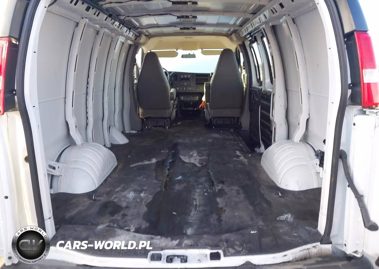 2024 GMC Savana Cargo Rwd 2500 Regular Wheelbase Work Van VIN:1GTW7AFP1R1102284 - 18