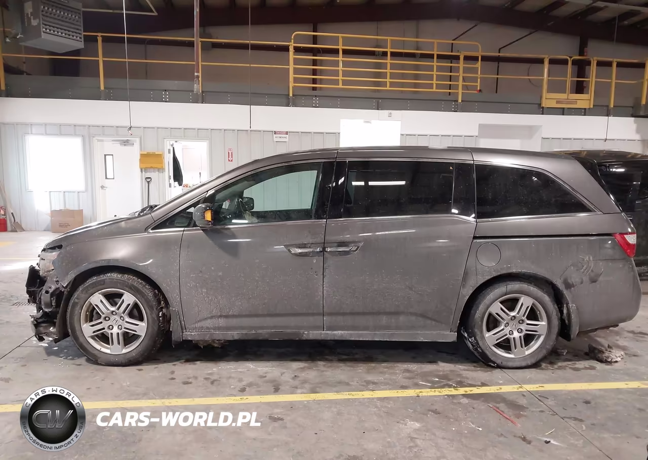 2013 Honda Odyssey Touring-Touring Elite VIN:5FNRL5H93DB015176 - 14