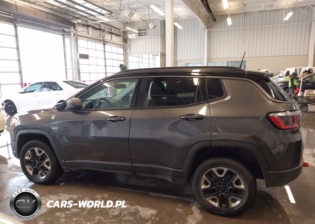 2018 Jeep Compass Trailhawk 4X4 VIN:3C4NJDDBXJT174880 - 14