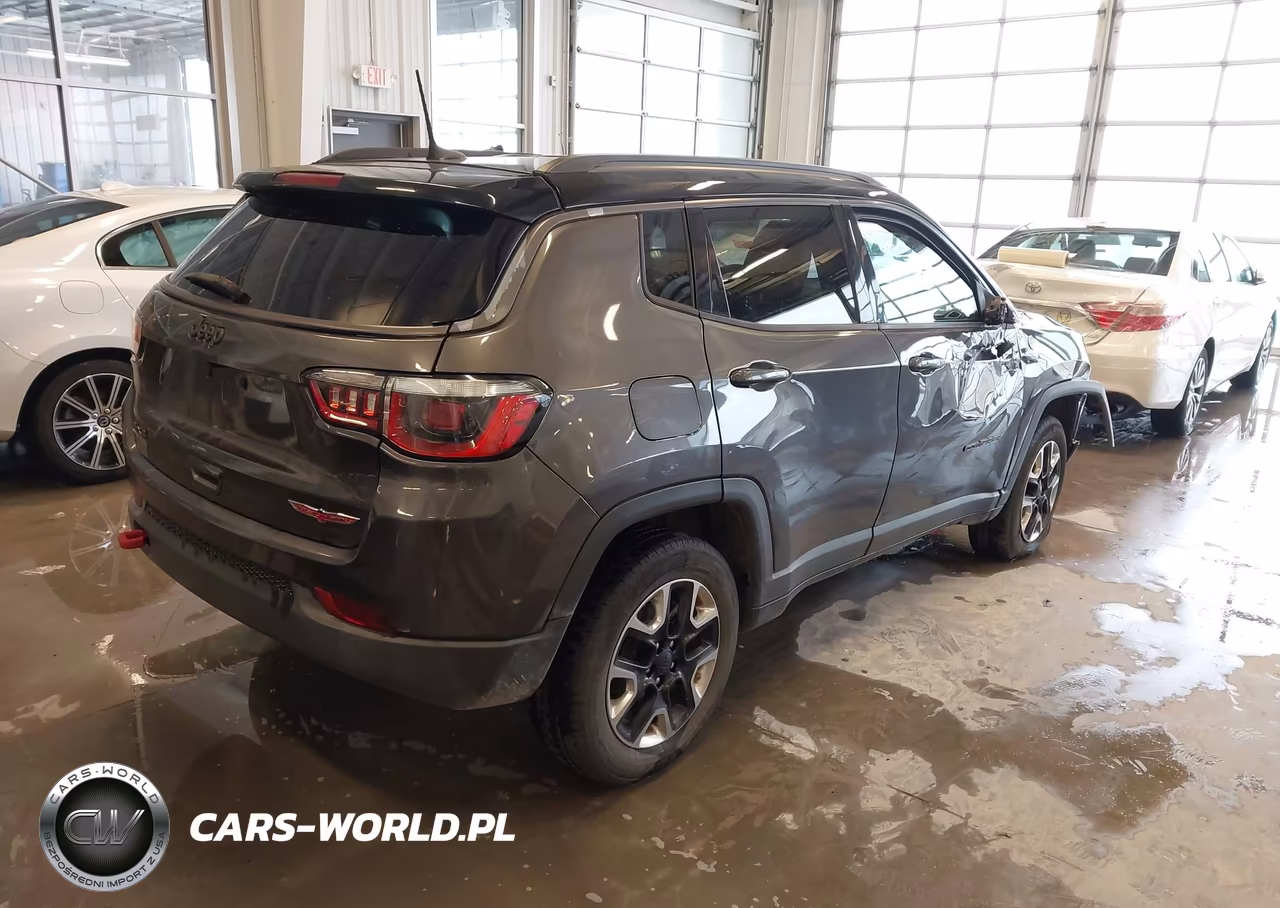 2018 Jeep Compass Trailhawk 4X4 VIN:3C4NJDDBXJT174880 - 4
