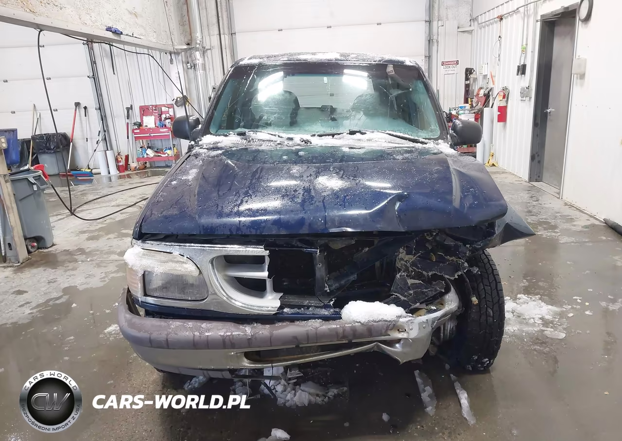 1995 Ford Explorer VIN:1FMDU34XXSUB84837 - 13