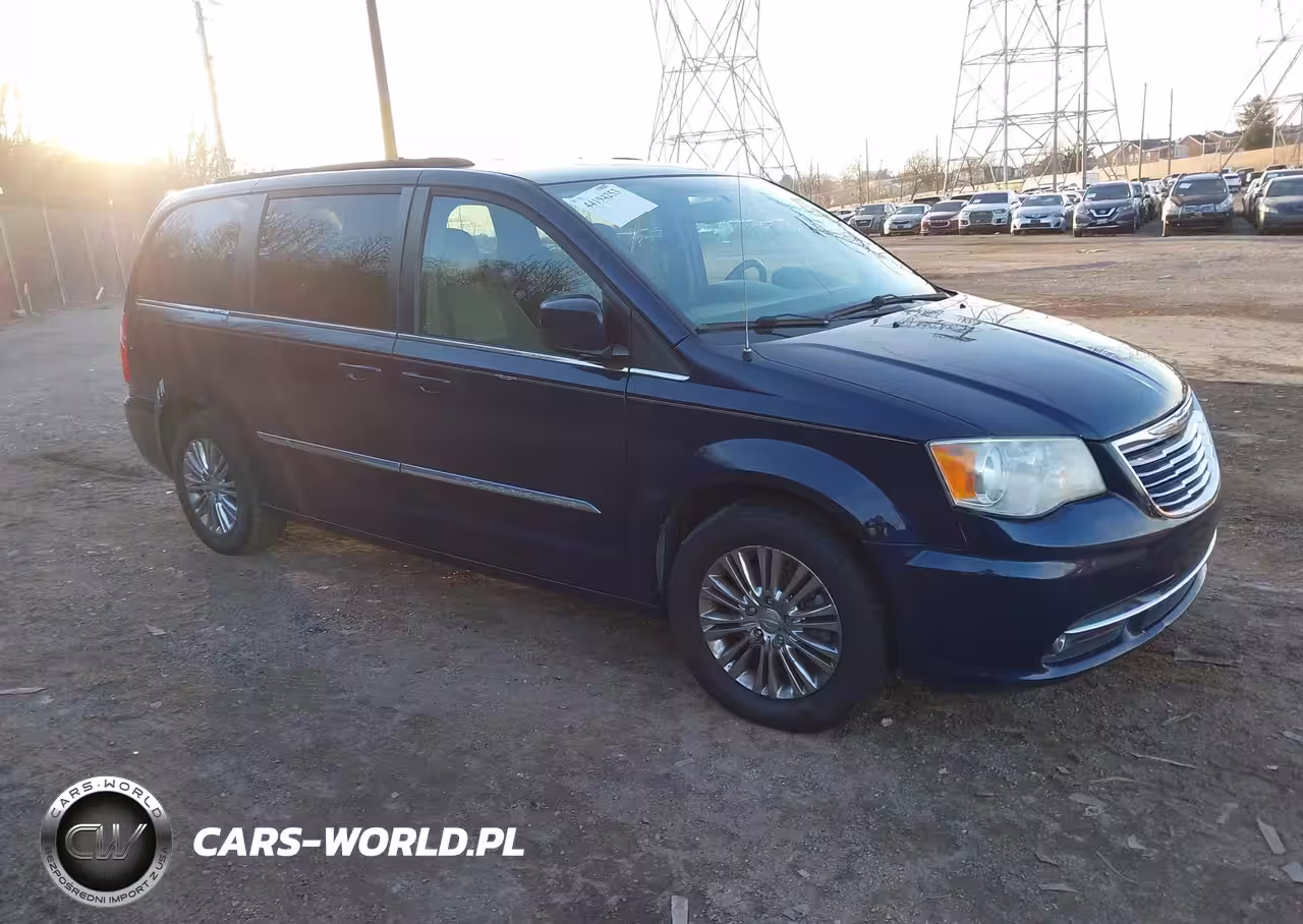 2014 Chrysler Town & Country Touring