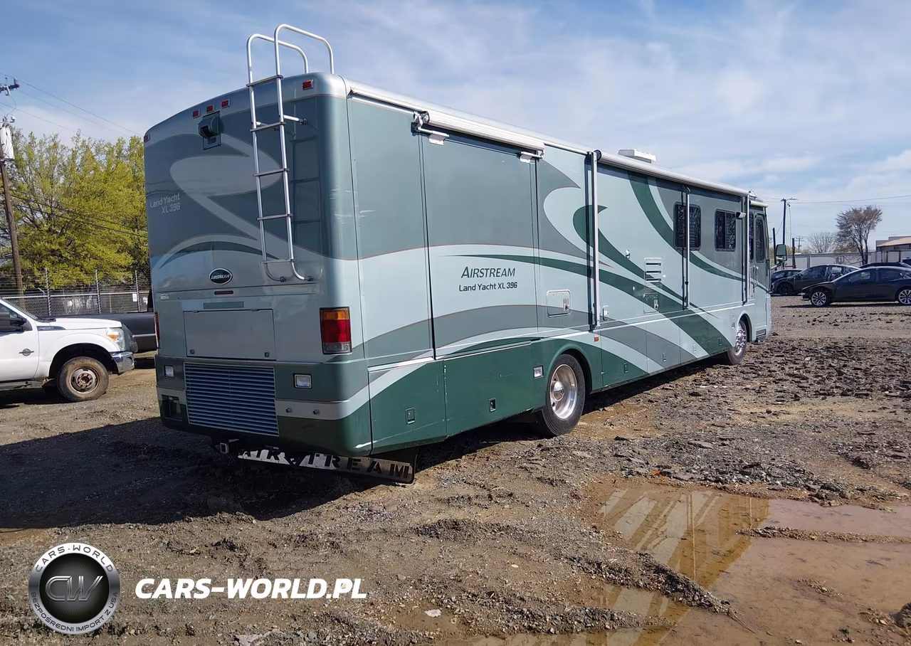 2001 Freightliner Chassis X Line Motor Home VIN:4UZAAHAK51CJ69751 - 4