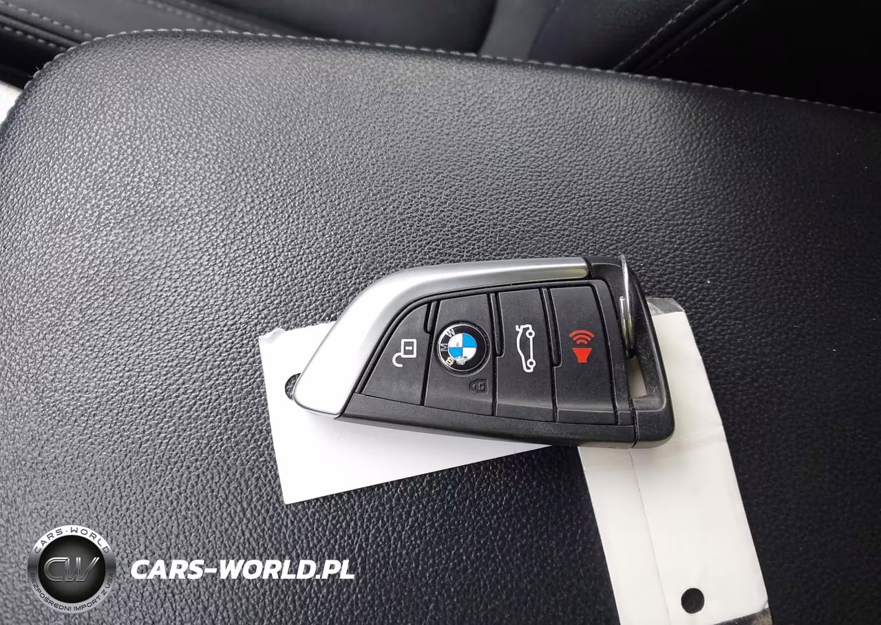 2018 BMW X3 xDrive30I VIN:5UXTR9C52JLC76745 - 11
