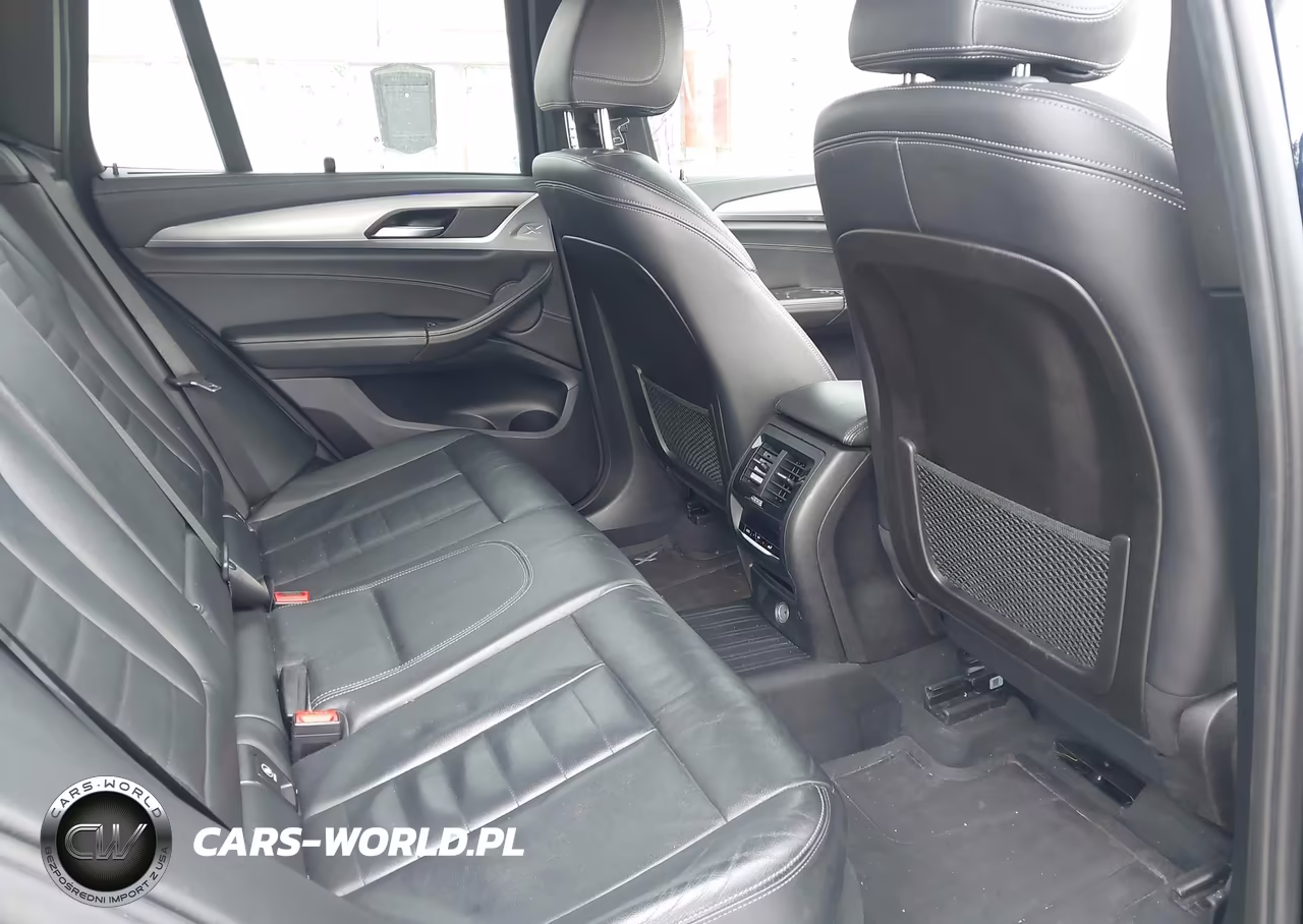 2018 BMW X3 xDrive30I VIN:5UXTR9C52JLC76745 - 8