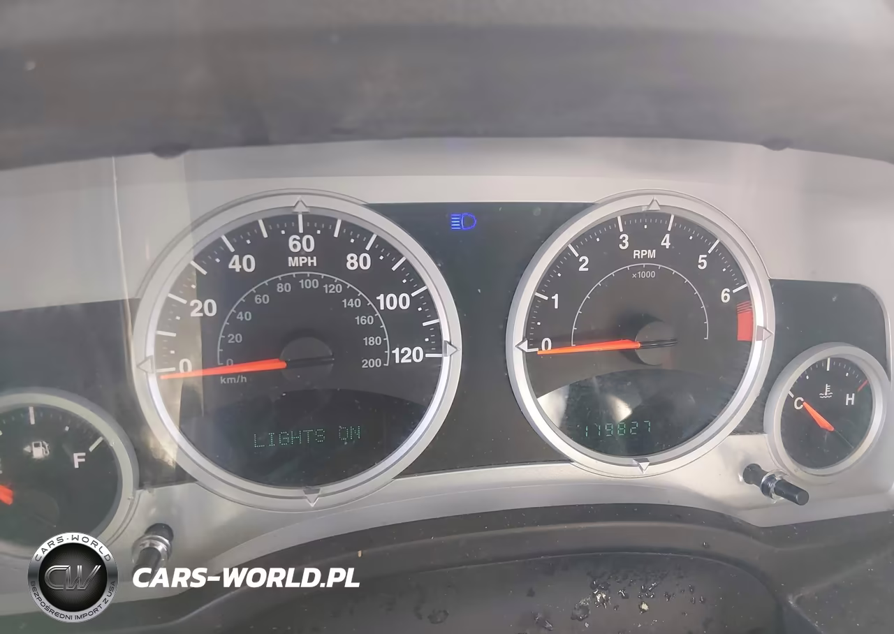 2008 Jeep Patriot Limited VIN:1J8FT48W88D752897 - 7