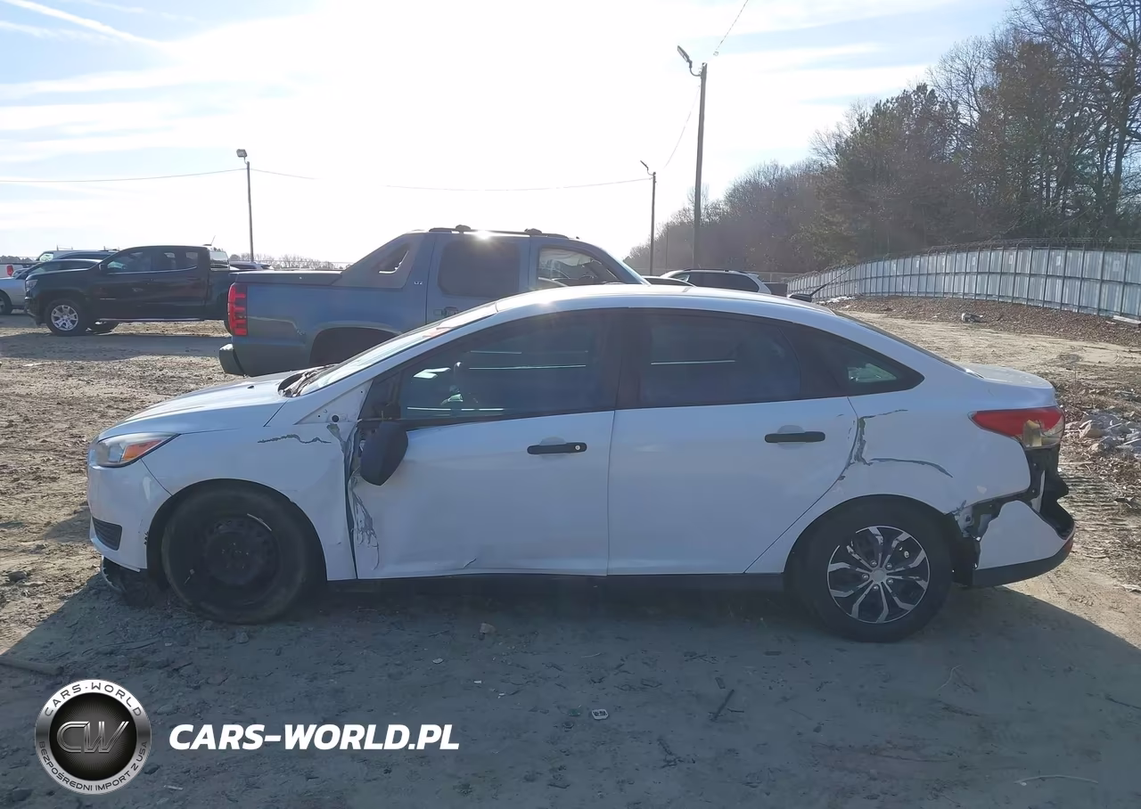 2016 Ford Focus S VIN:1FADP3E29GL355093 - 15