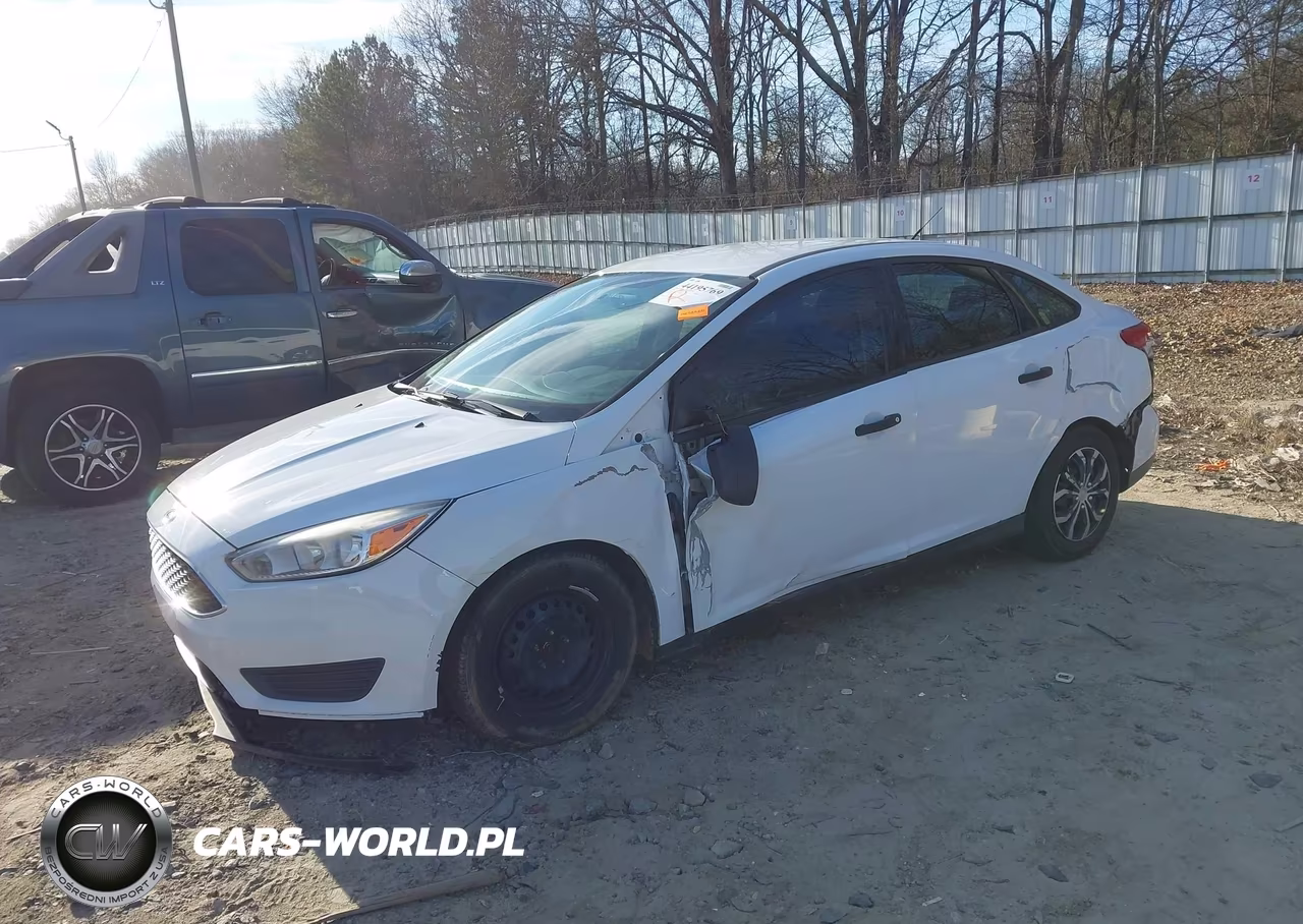 2016 Ford Focus S VIN:1FADP3E29GL355093 - 2