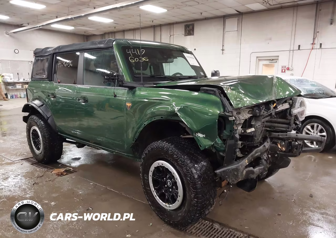 2022 Ford Bronco Badlands – zdjęcie 1 z 16