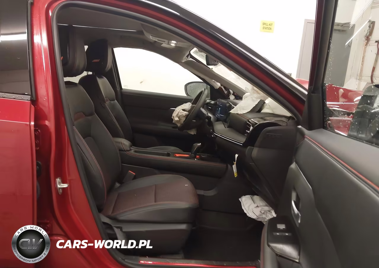 2025 Nissan Kicks Sr Fwd VIN:3N8AP6DC5SL369342 - 5