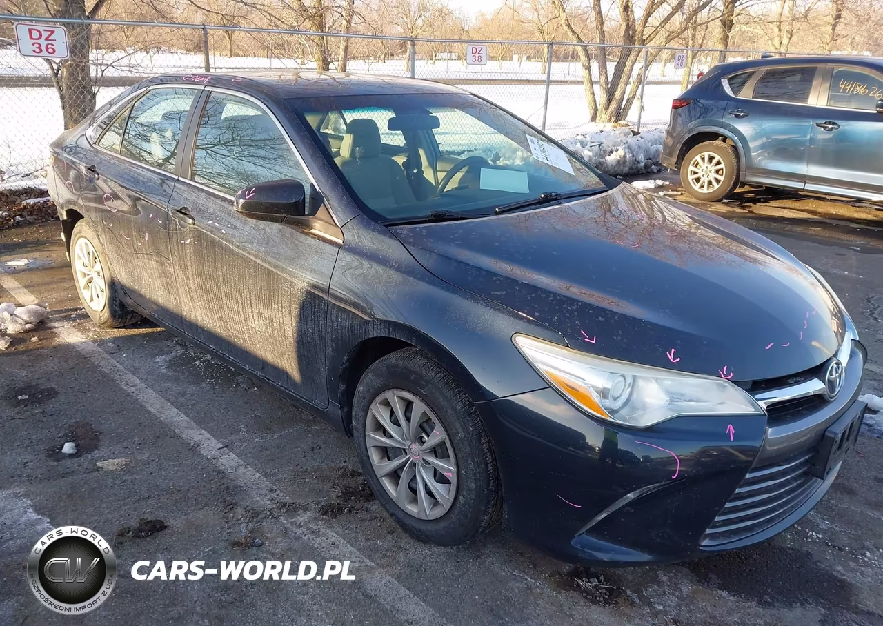 2016 Toyota Camry Le