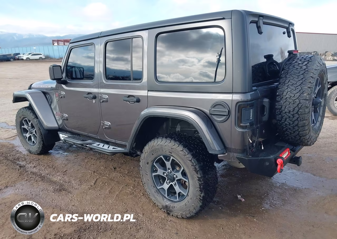 2018 Jeep Wrangler Unlimited Rubicon 4X4 VIN:1C4HJXFN2JW312881 - 3