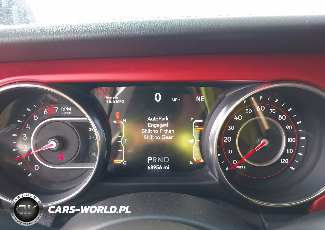 2018 Jeep Wrangler Unlimited Rubicon 4X4 VIN:1C4HJXFN2JW312881 - 7