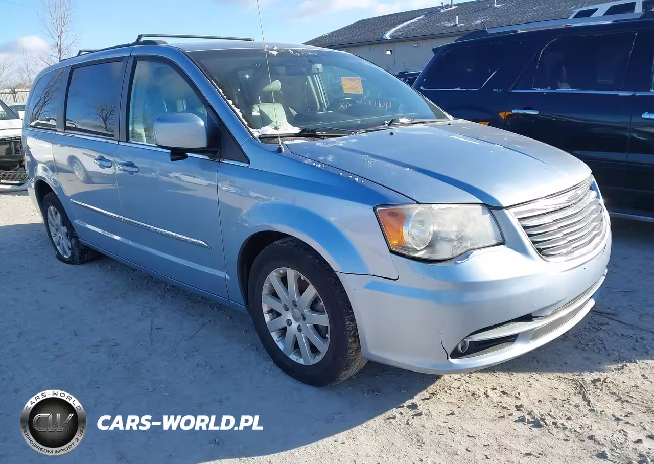 2013 Chrysler Town & Country Touring