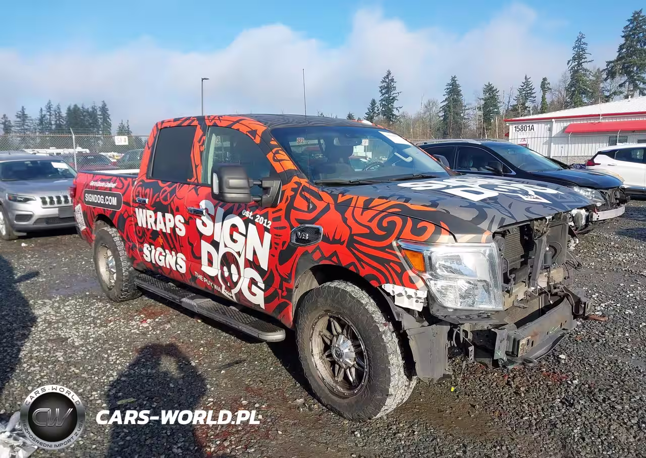 2017 Nissan Titan Sv