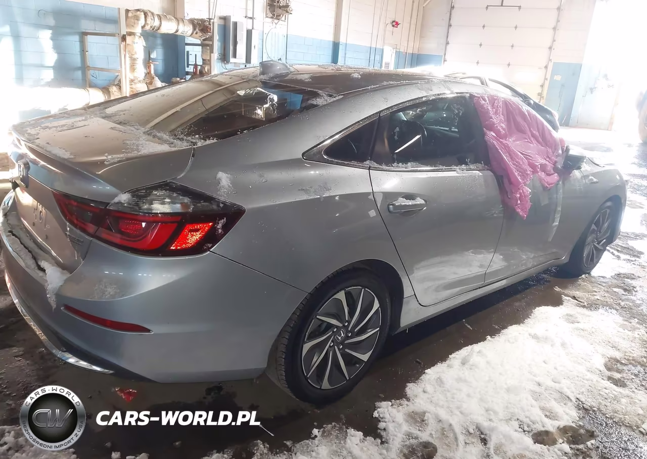 2019 Honda Insight Touring VIN:19XZE4F93KE003040 - 4